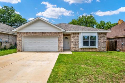 227 Adolphus Avenue Lake Dallas TX 75065