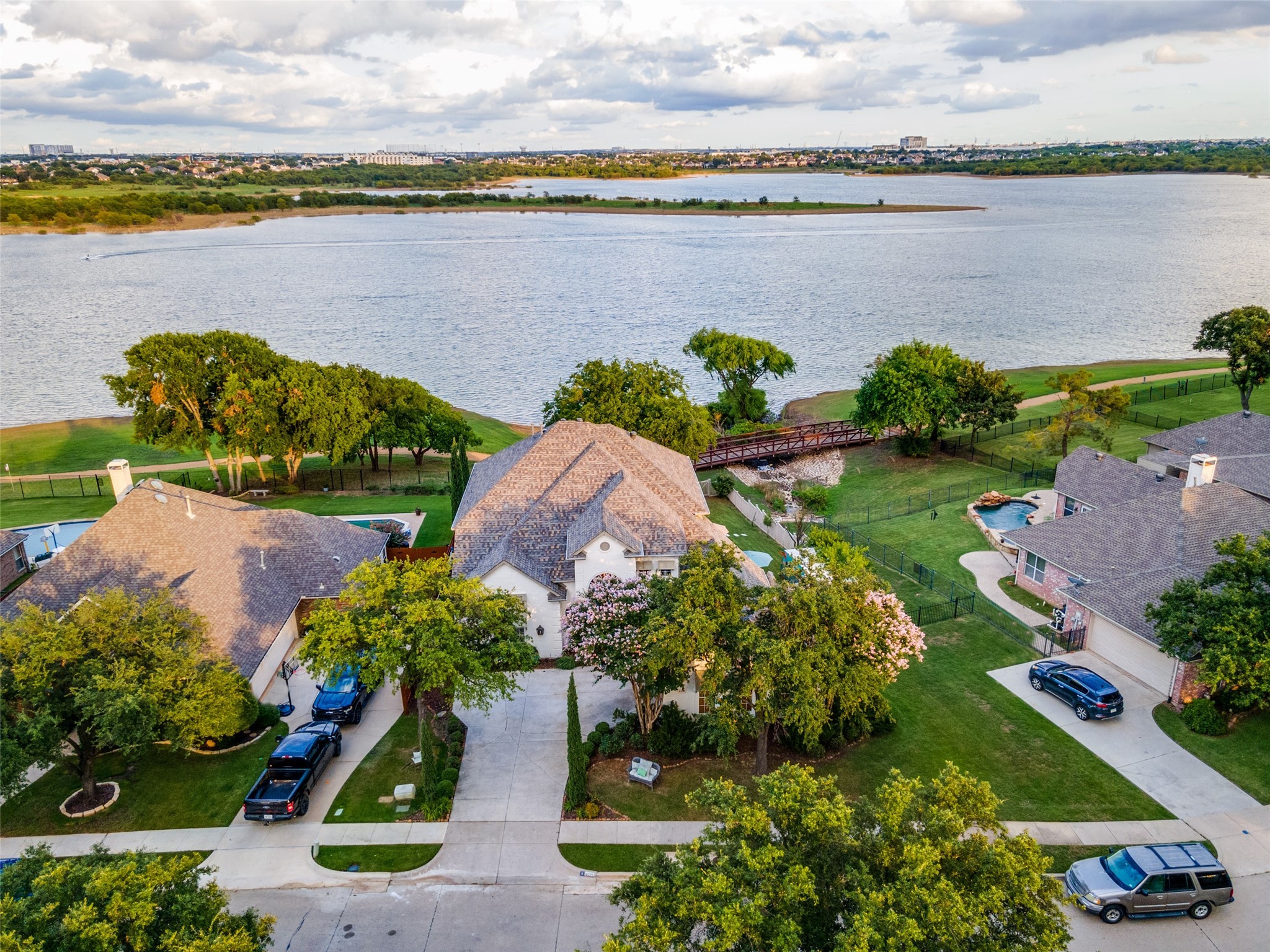 4025 Heron Cove Lane The Colony TX 75056