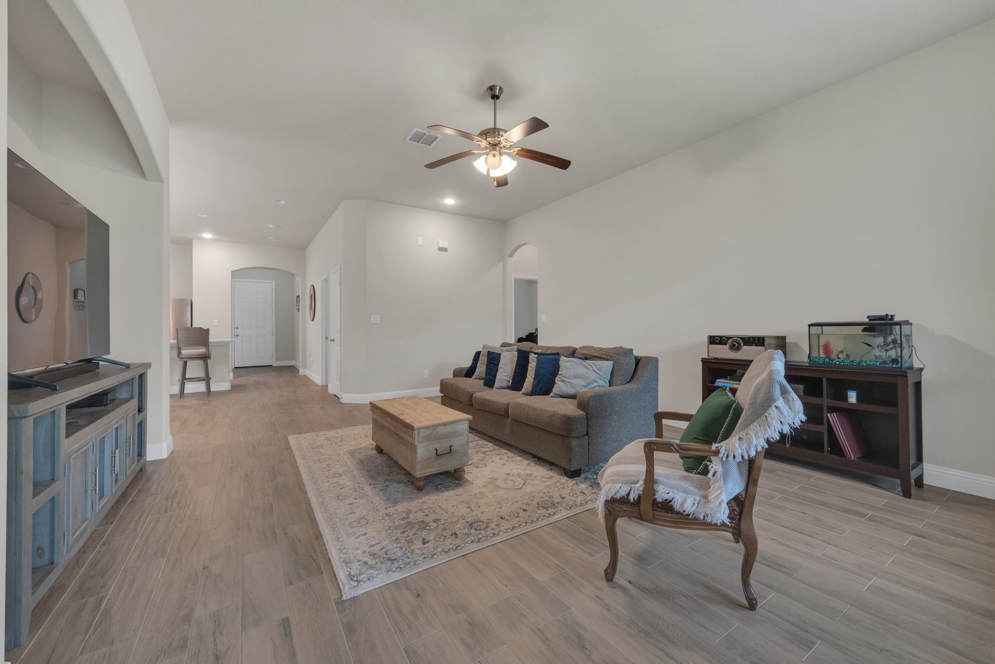 1418 Wagon Wheel Way Krum TX 76249
