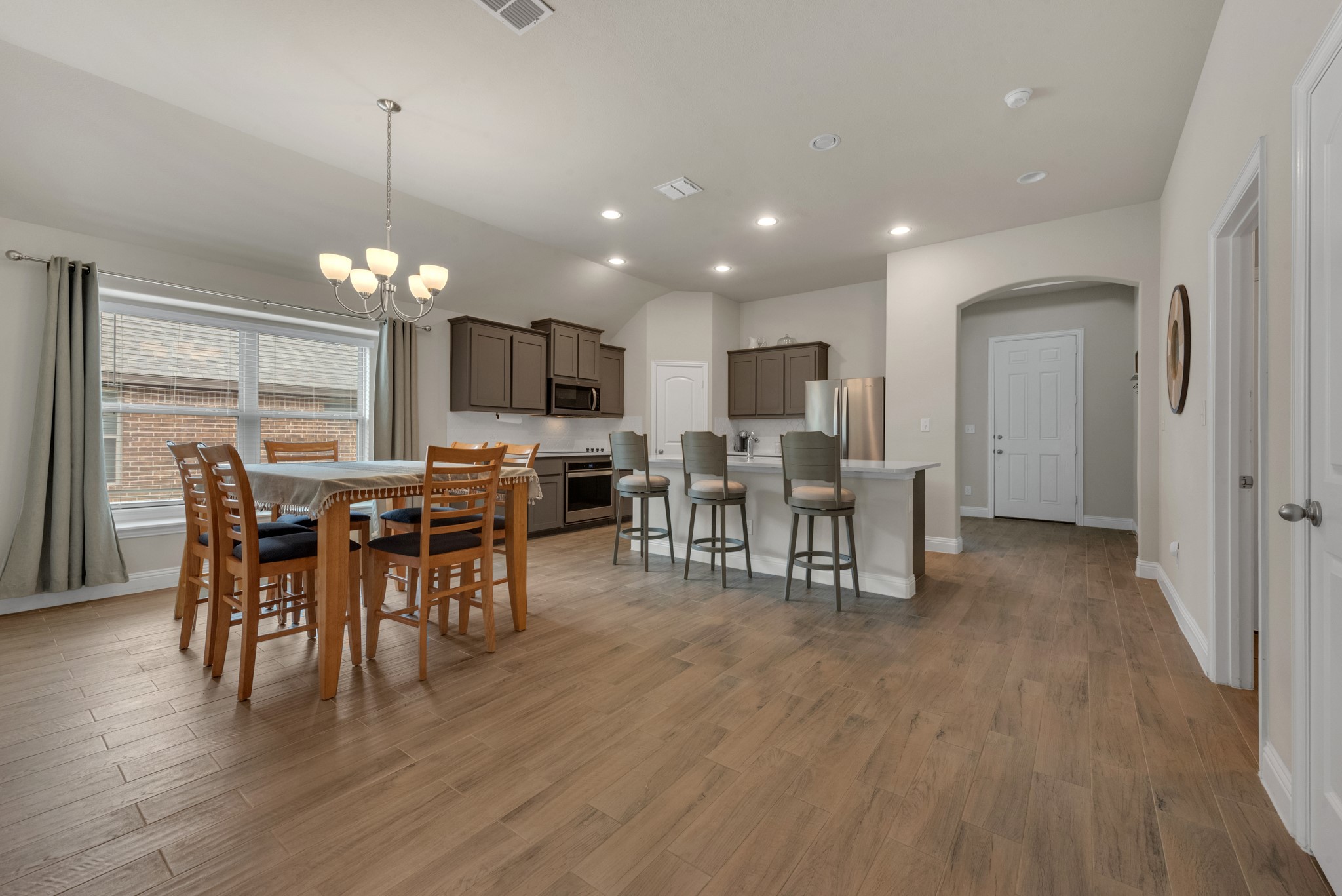 1418 Wagon Wheel Way Krum TX 76249