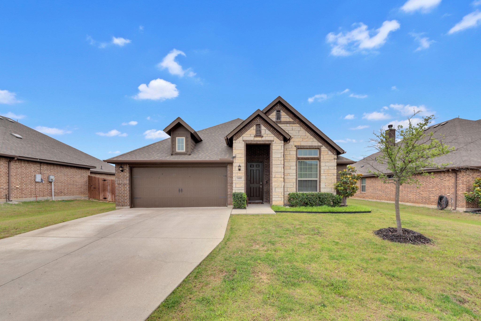 1418 Wagon Wheel Way Krum TX 76249