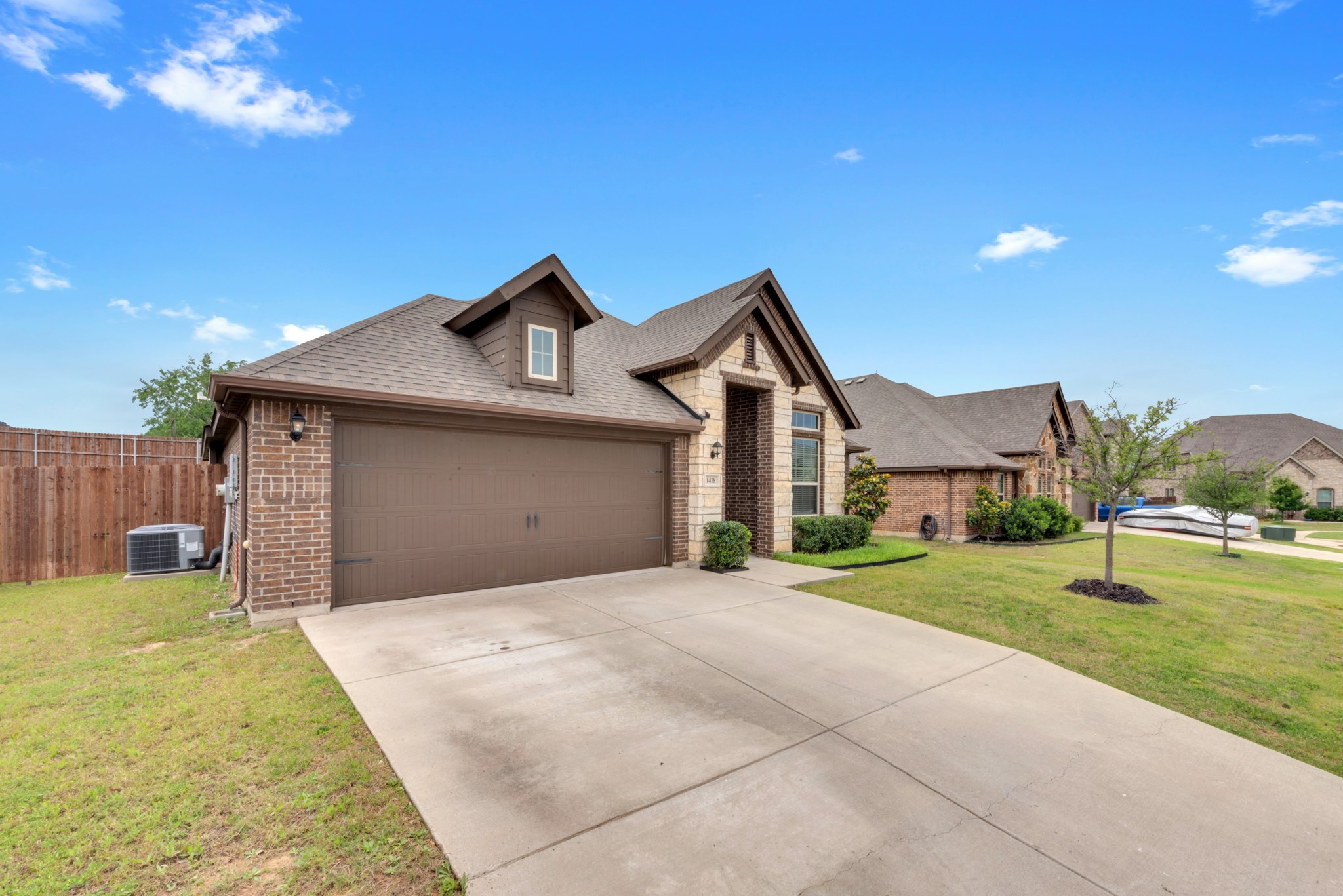 1418 Wagon Wheel Way Krum TX 76249