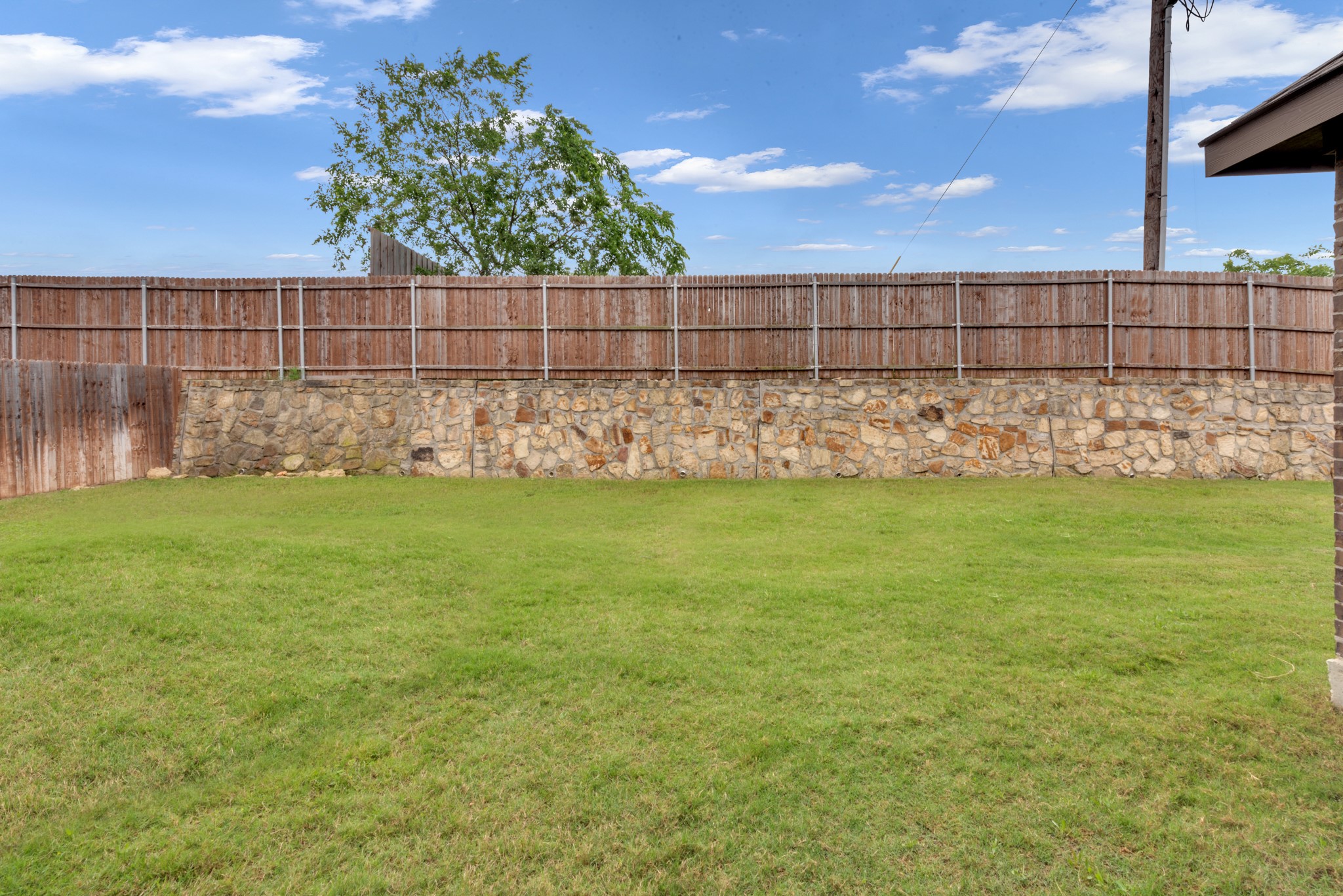 1418 Wagon Wheel Way Krum TX 76249