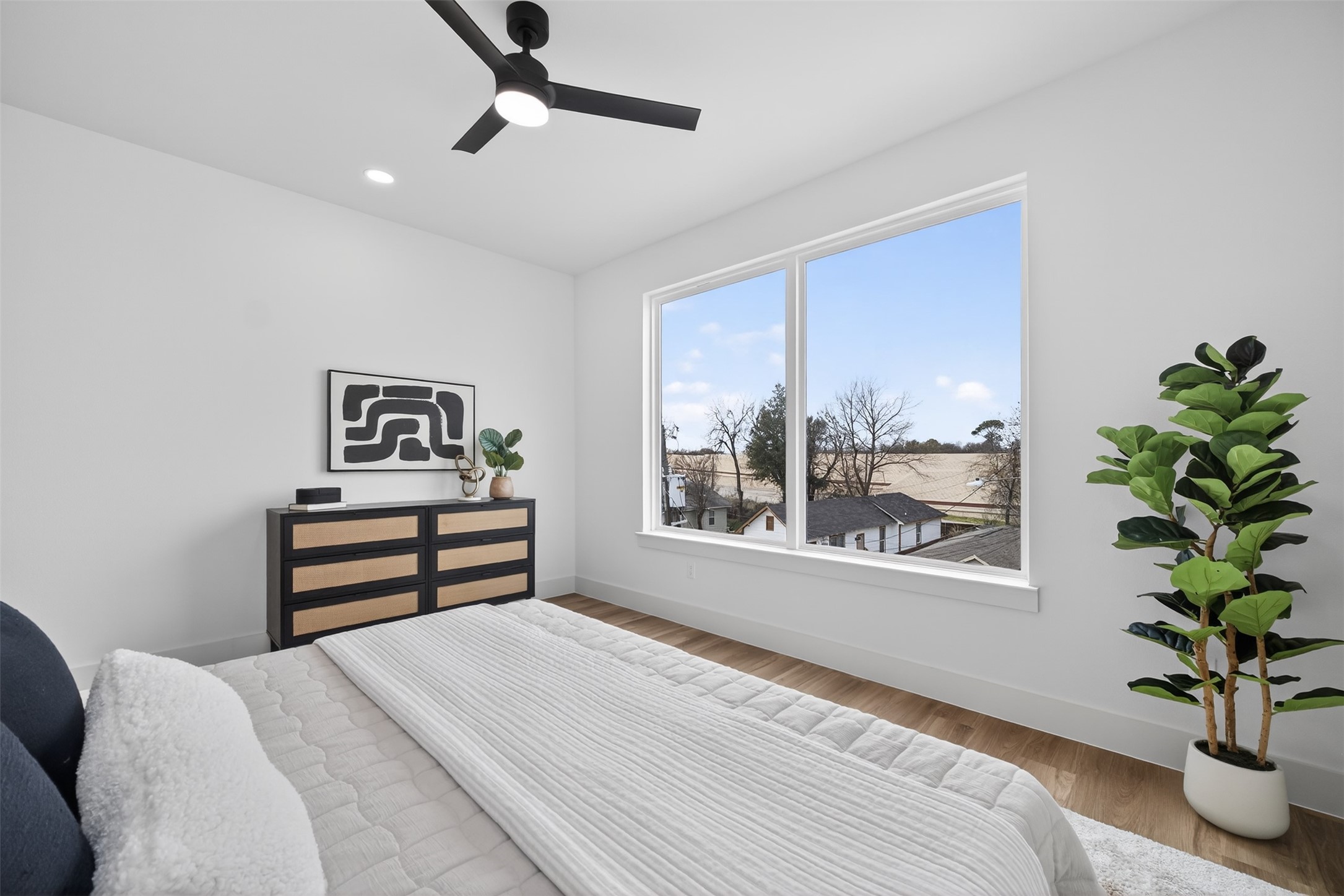 2414 Anderson Street Dallas TX 75215