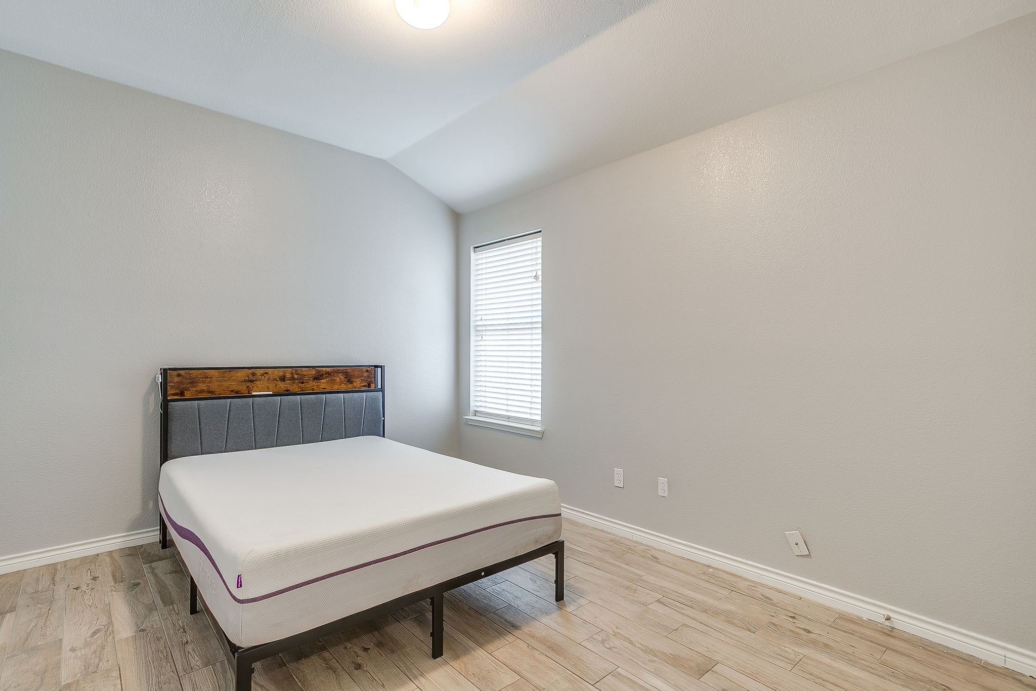 636 Clearbrook Street Azle TX 76020