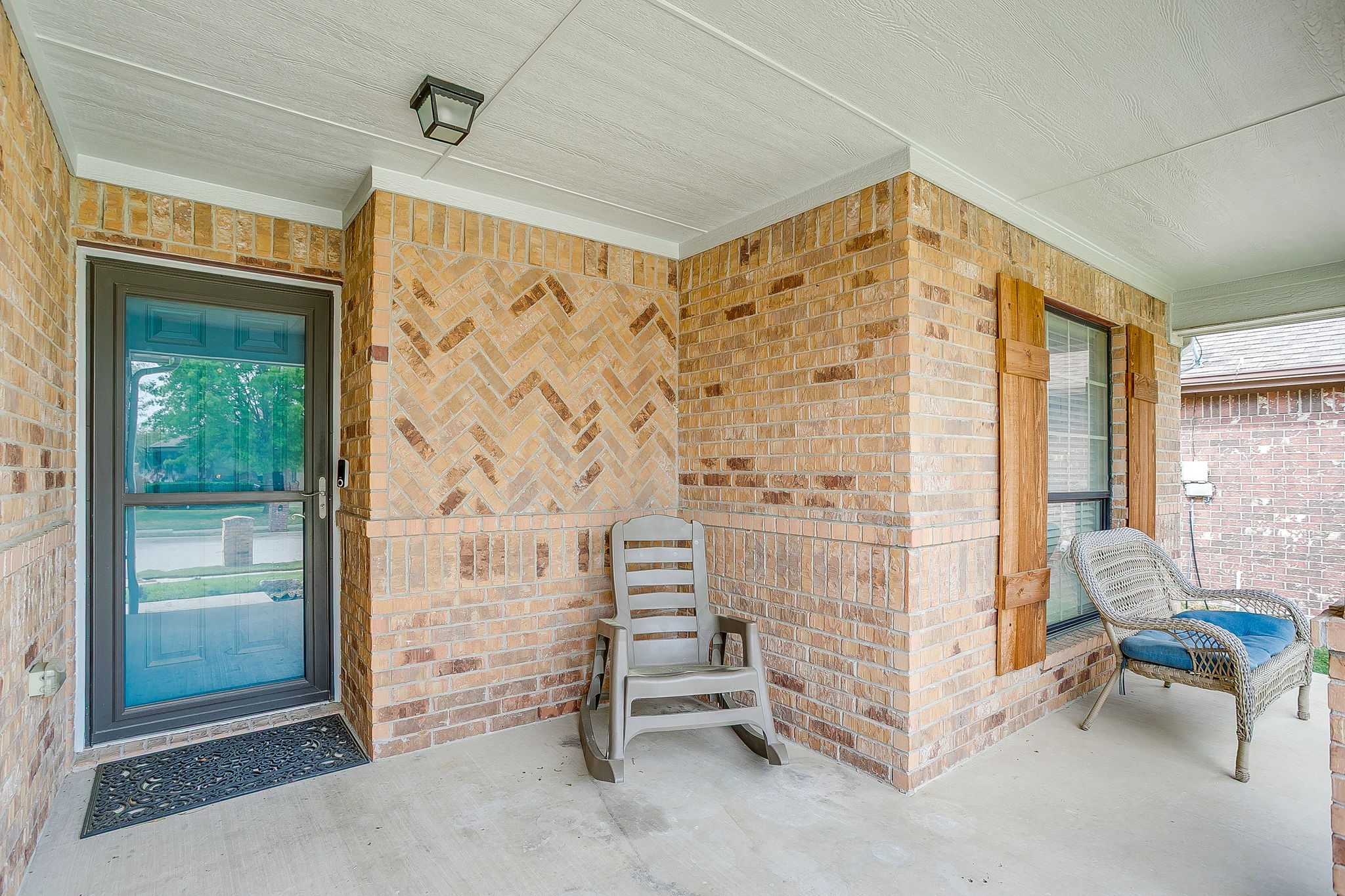 636 Clearbrook Street Azle TX 76020