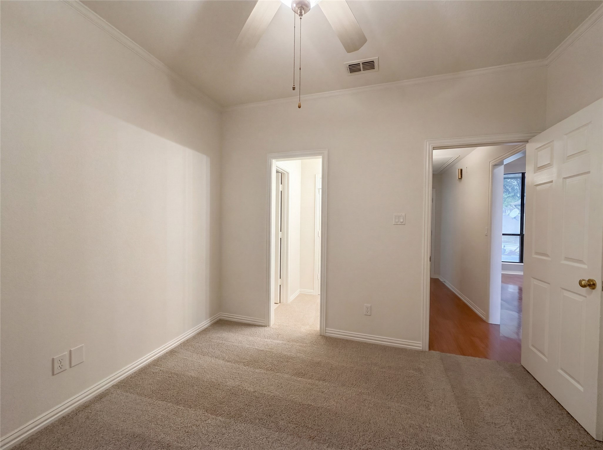 2101 Royal Dominion Court Arlington TX 76006