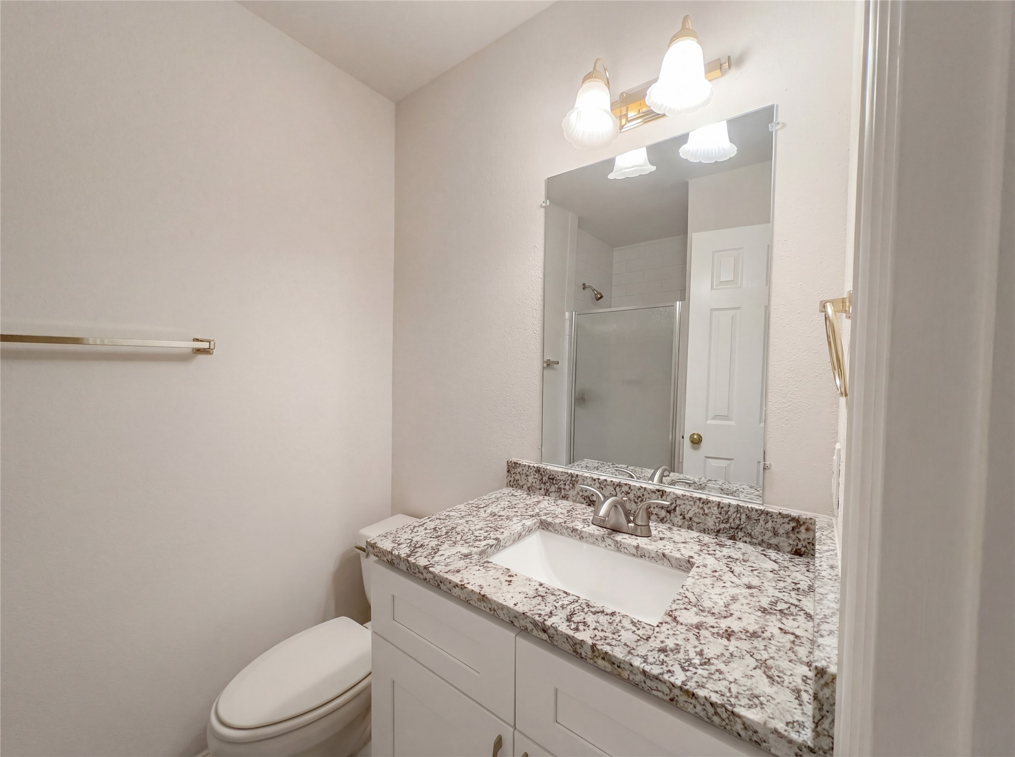 2101 Royal Dominion Court Arlington TX 76006