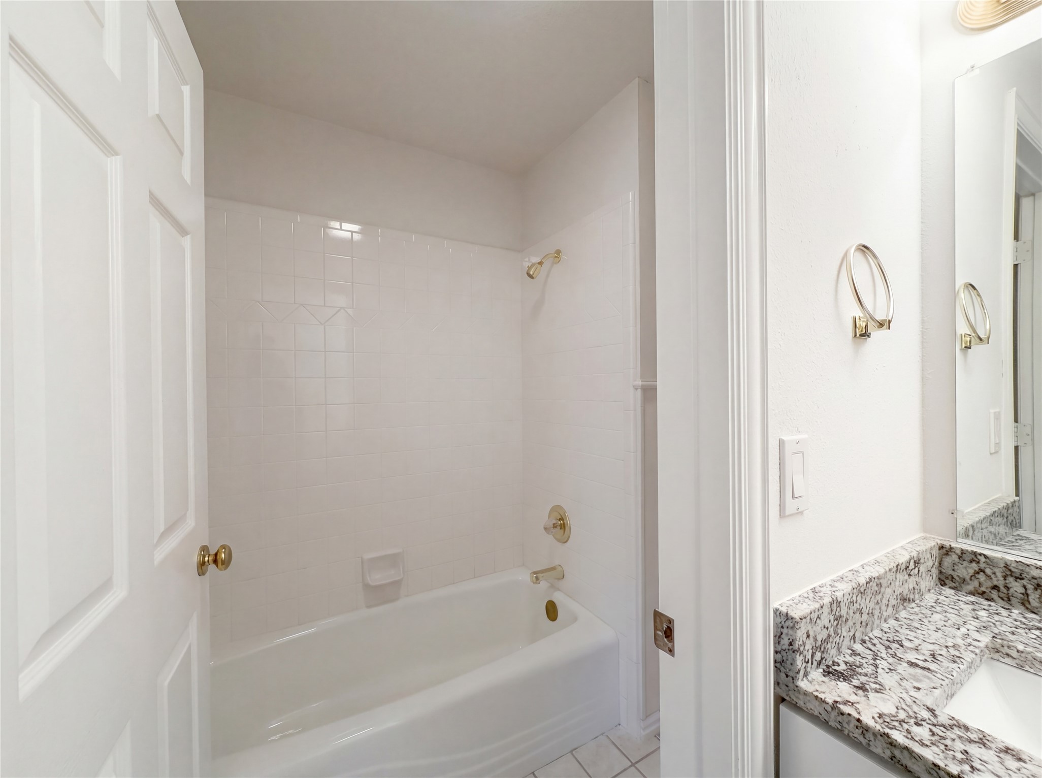 2101 Royal Dominion Court Arlington TX 76006