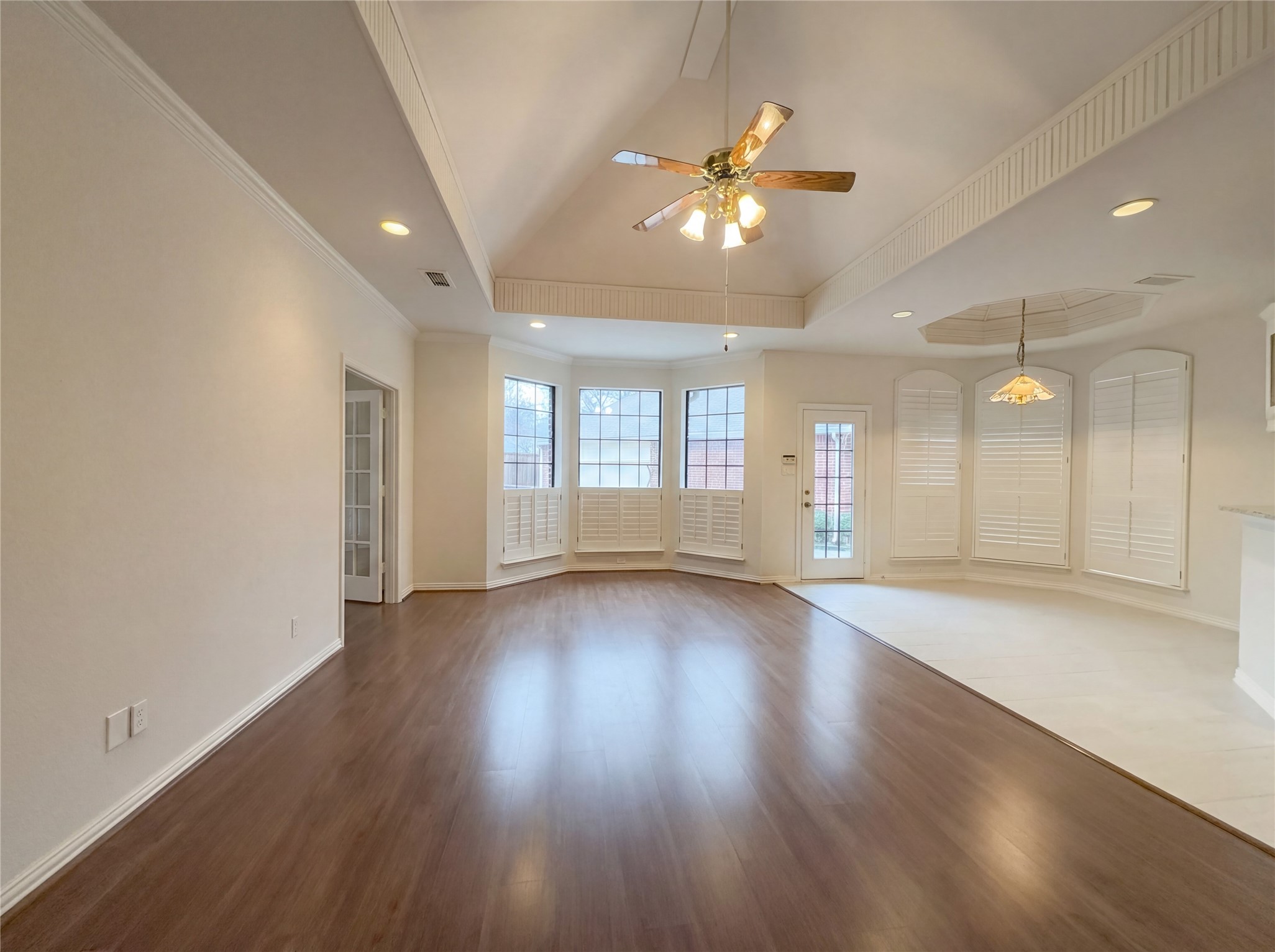 2101 Royal Dominion Court Arlington TX 76006