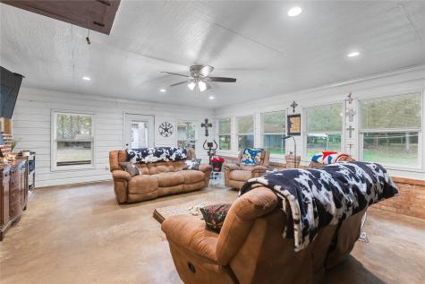 454 County Road 1485 Bogata TX 75417