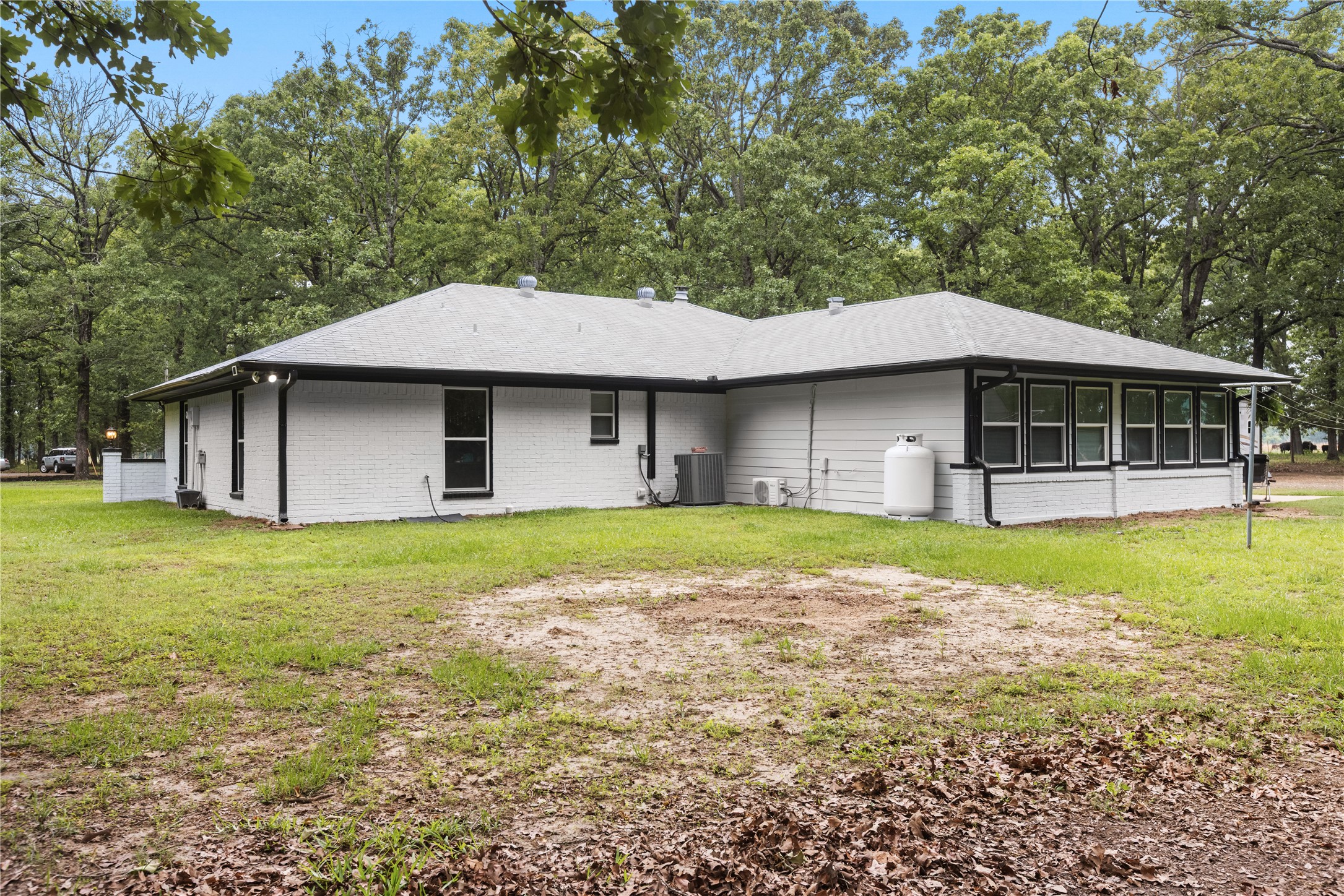 454 County Road 1485 Bogata TX 75417