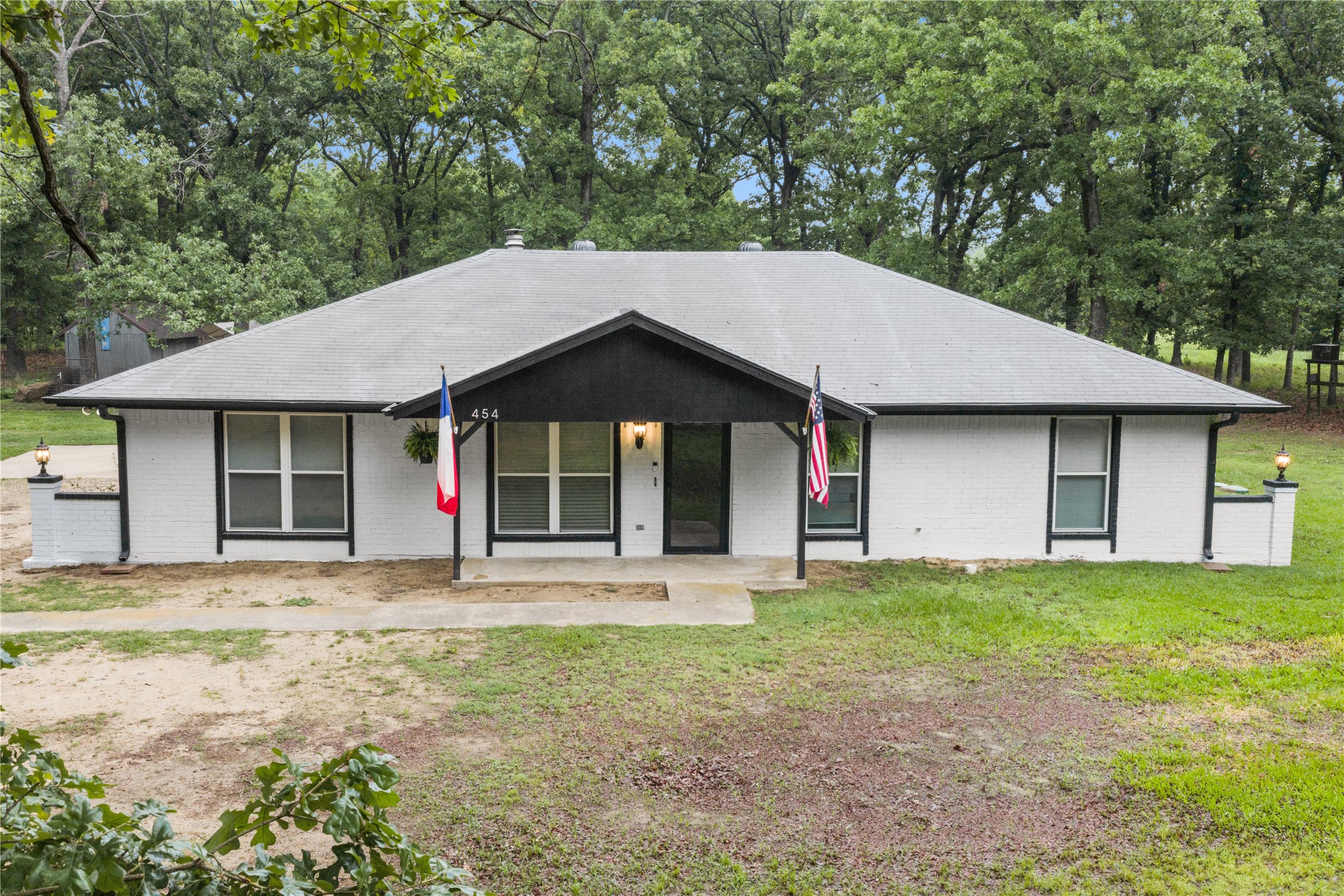 454 County Road 1485 Bogata TX 75417