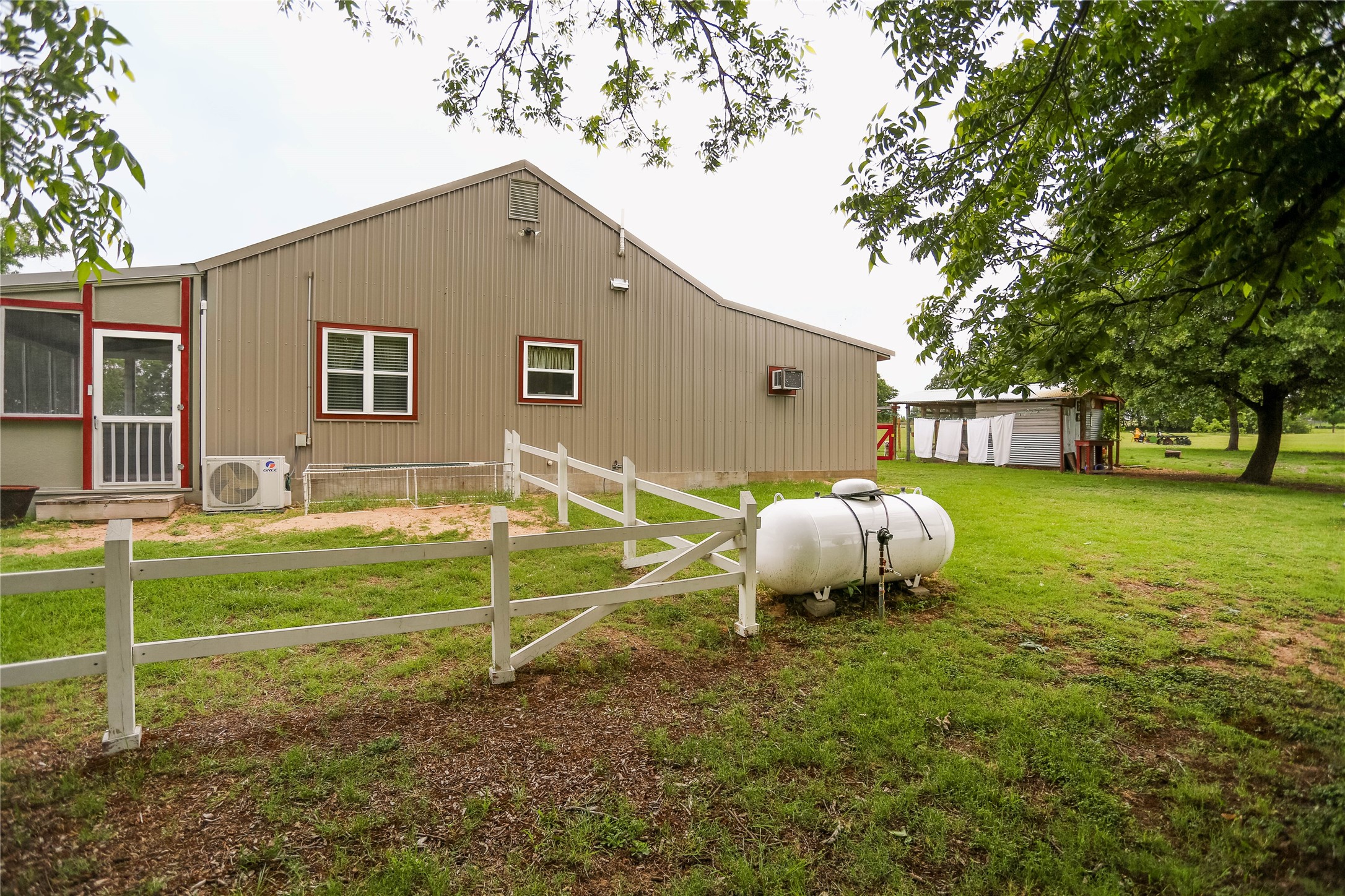 1166 County Road 403 Comanche TX 76442