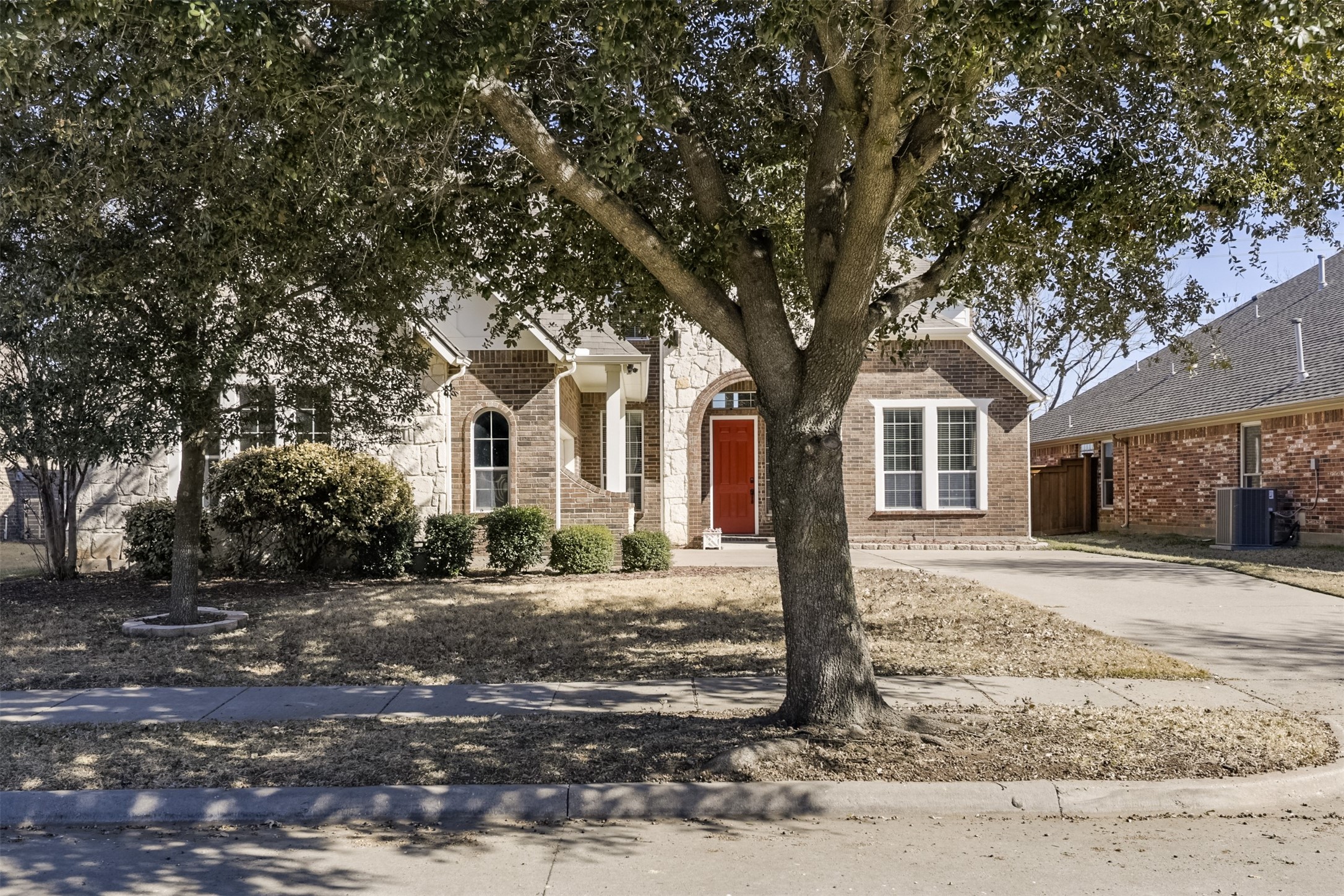 7128 Playa Grand Prairie TX 75054