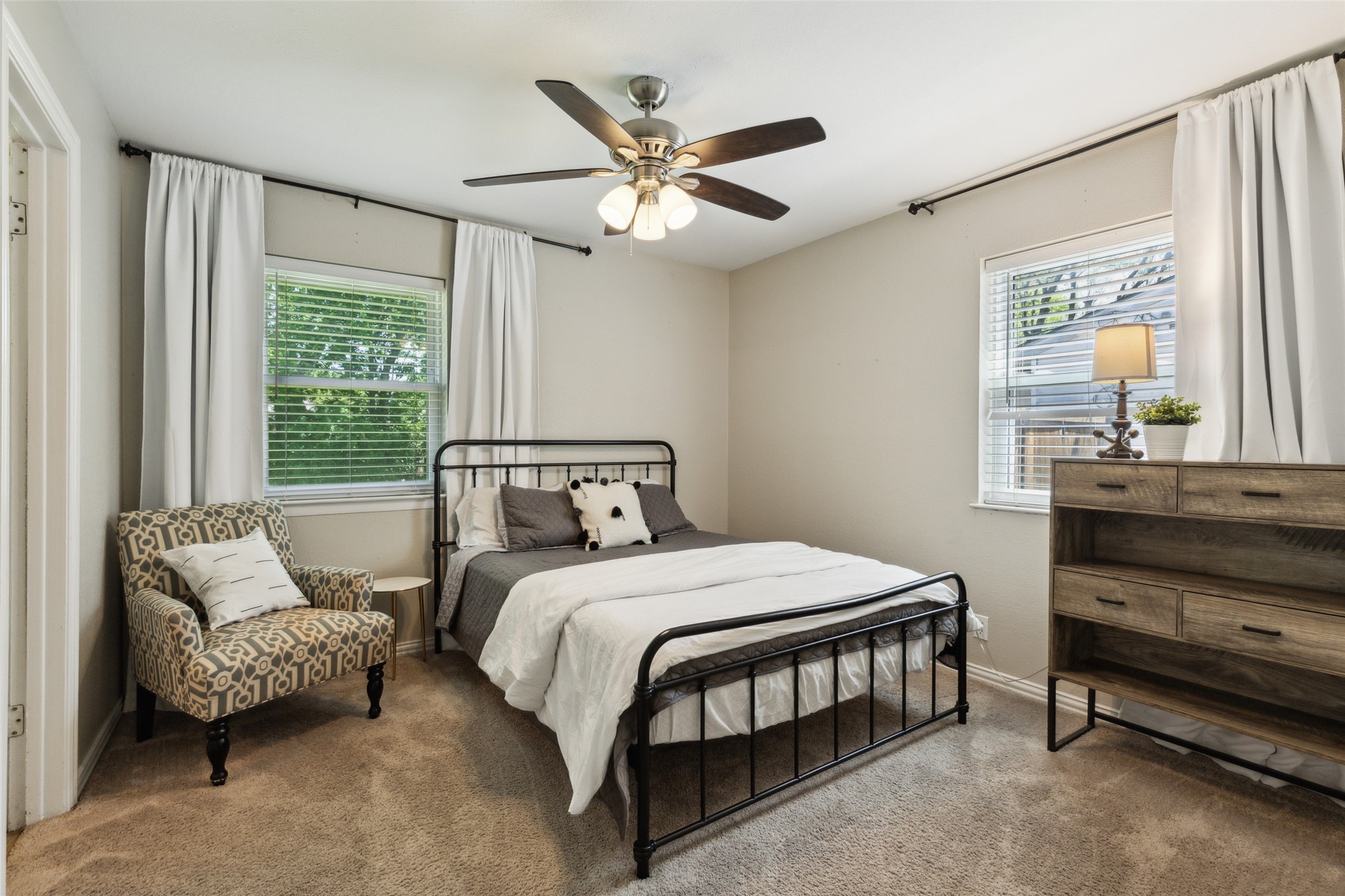 1202 Johns Drive Euless TX 76039