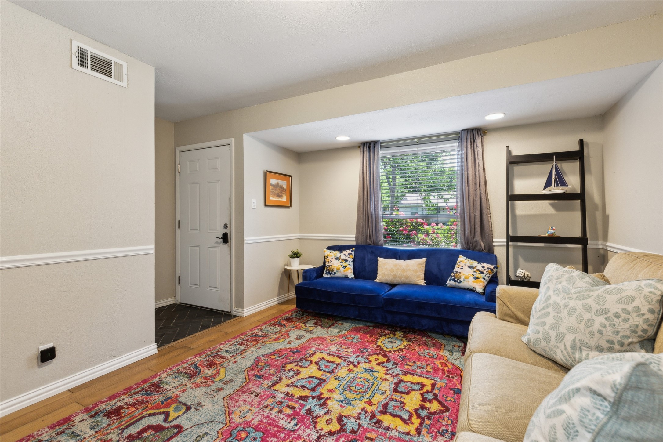 1202 Johns Drive Euless TX 76039