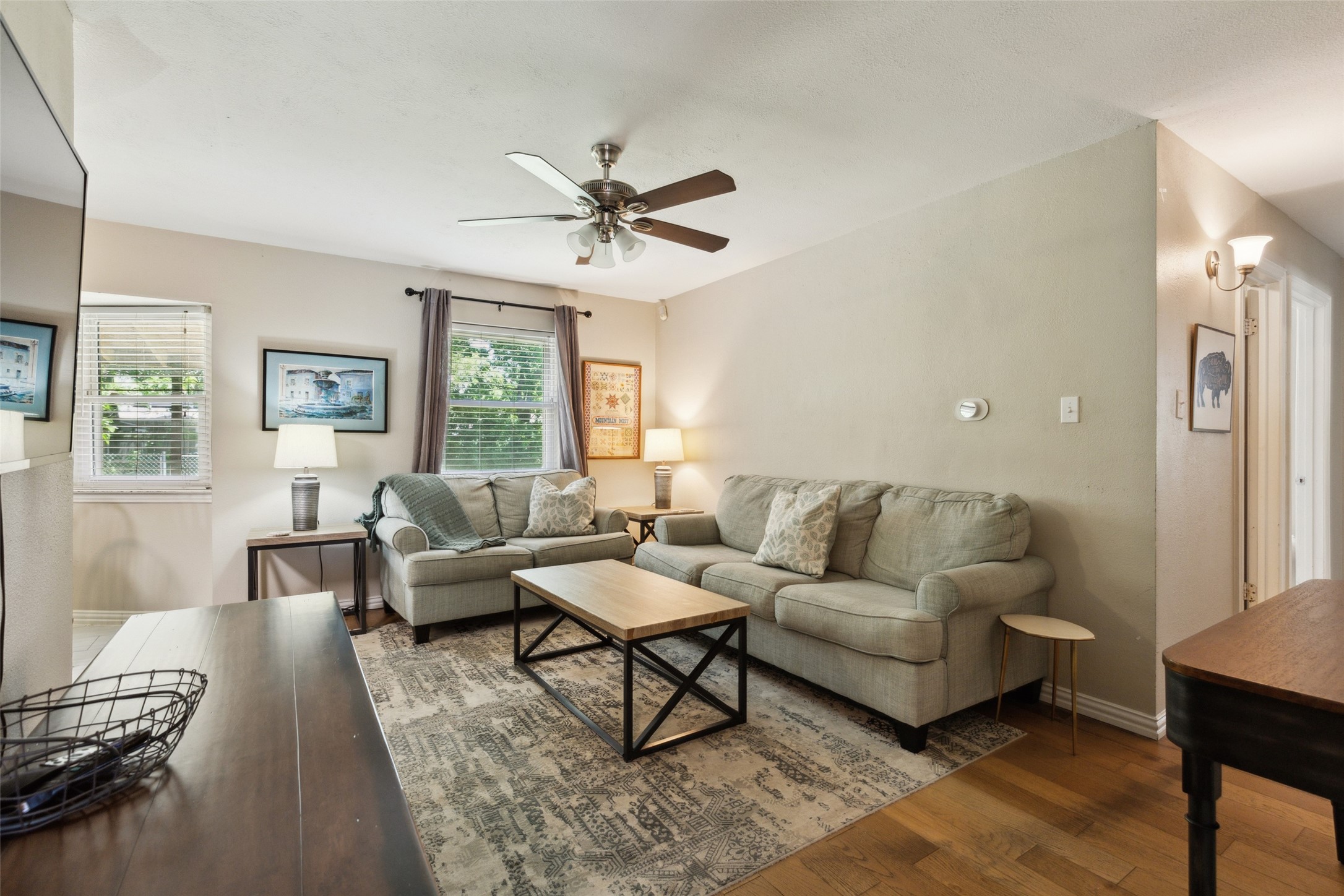 1202 Johns Drive Euless TX 76039