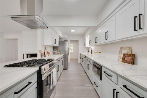 713 Kindred Lane Richardson TX 75080