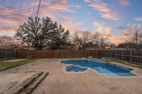 713 Kindred Lane Richardson TX 75080