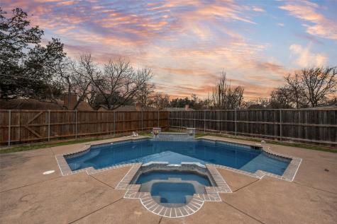 713 Kindred Lane Richardson TX 75080