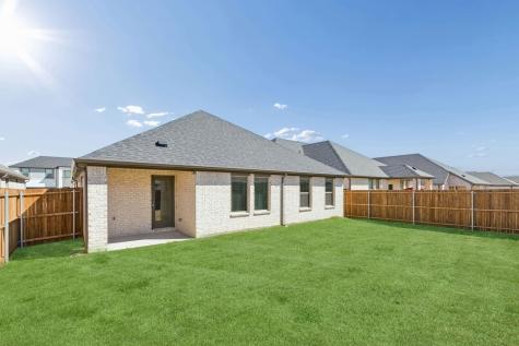1892 Balfour Bend Forney TX 75126