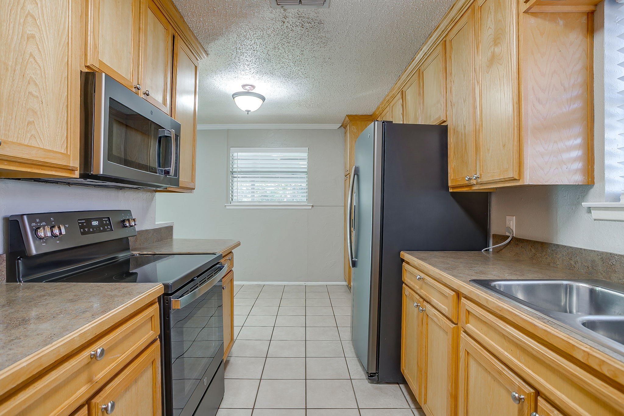 521 Nathan Street Burleson TX 76028