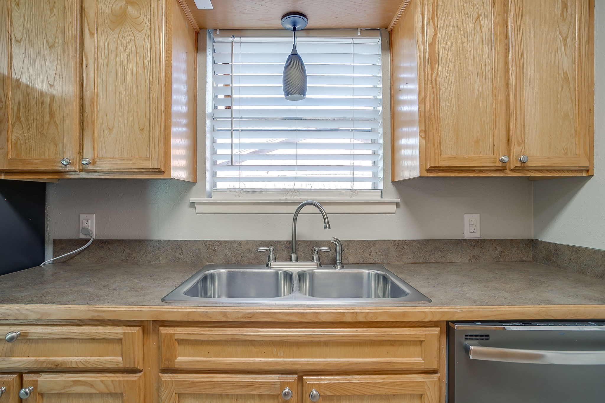 521 Nathan Street Burleson TX 76028