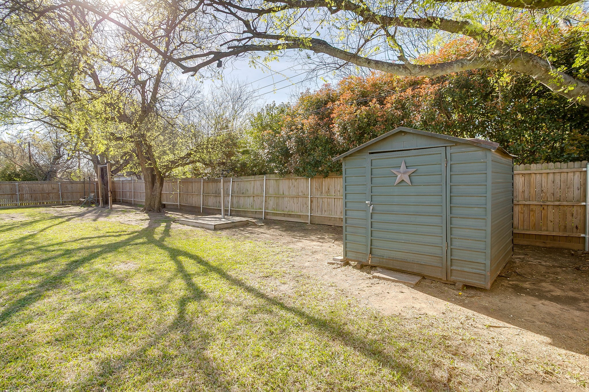 521 Nathan Street Burleson TX 76028