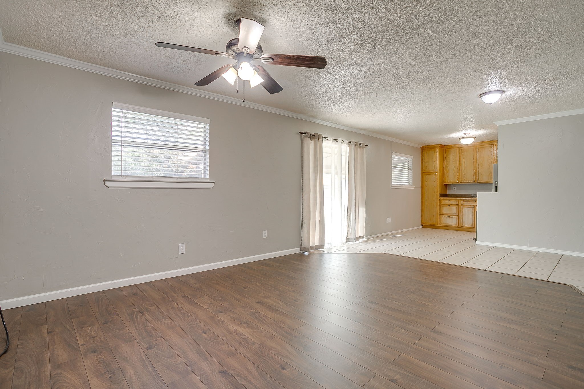 521 Nathan Street Burleson TX 76028