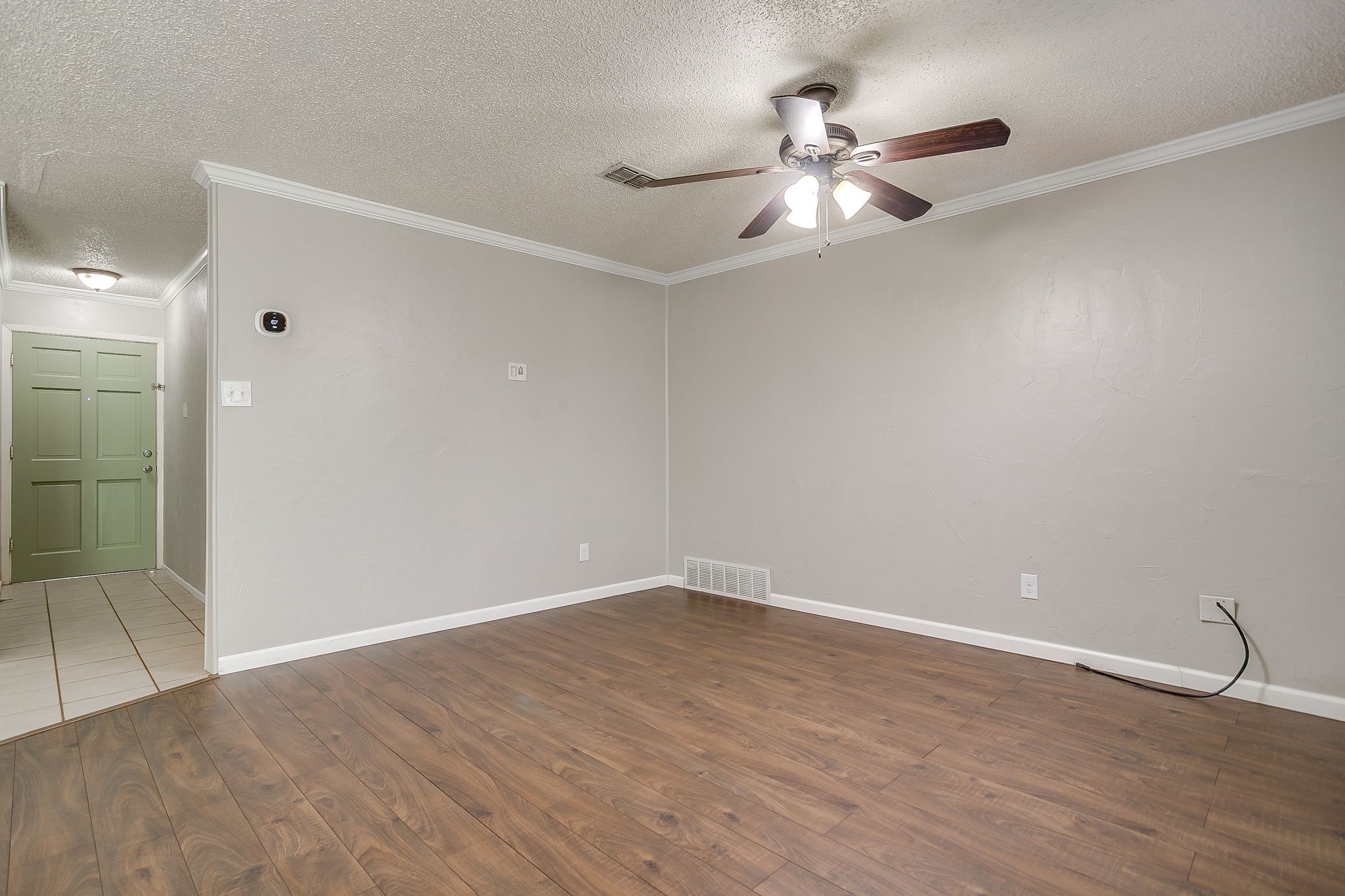 521 Nathan Street Burleson TX 76028