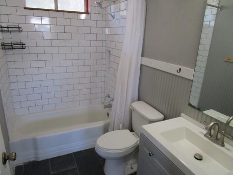 841 S 5th Avenue Munday TX 76371