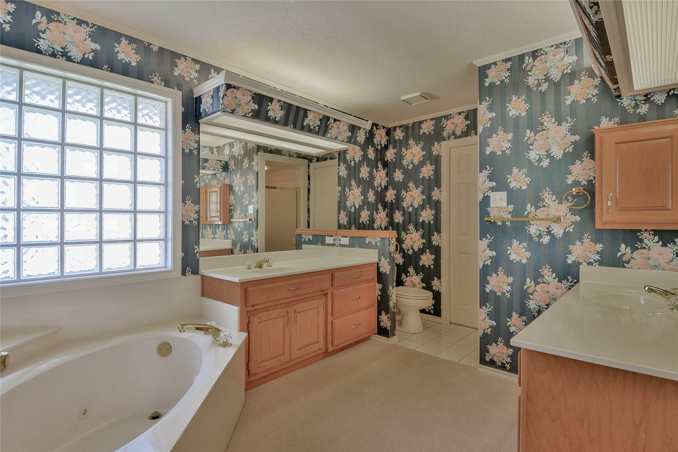 9110 Ravenswood Road Granbury TX 76049