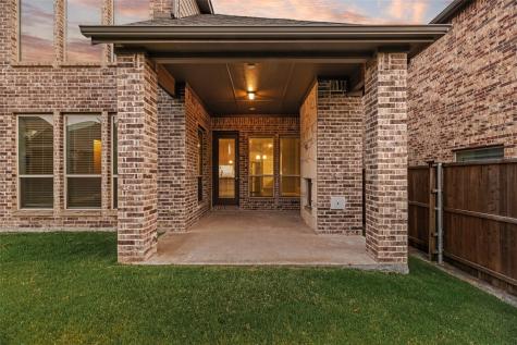 922 Amber Knoll Drive Rockwall TX 75087