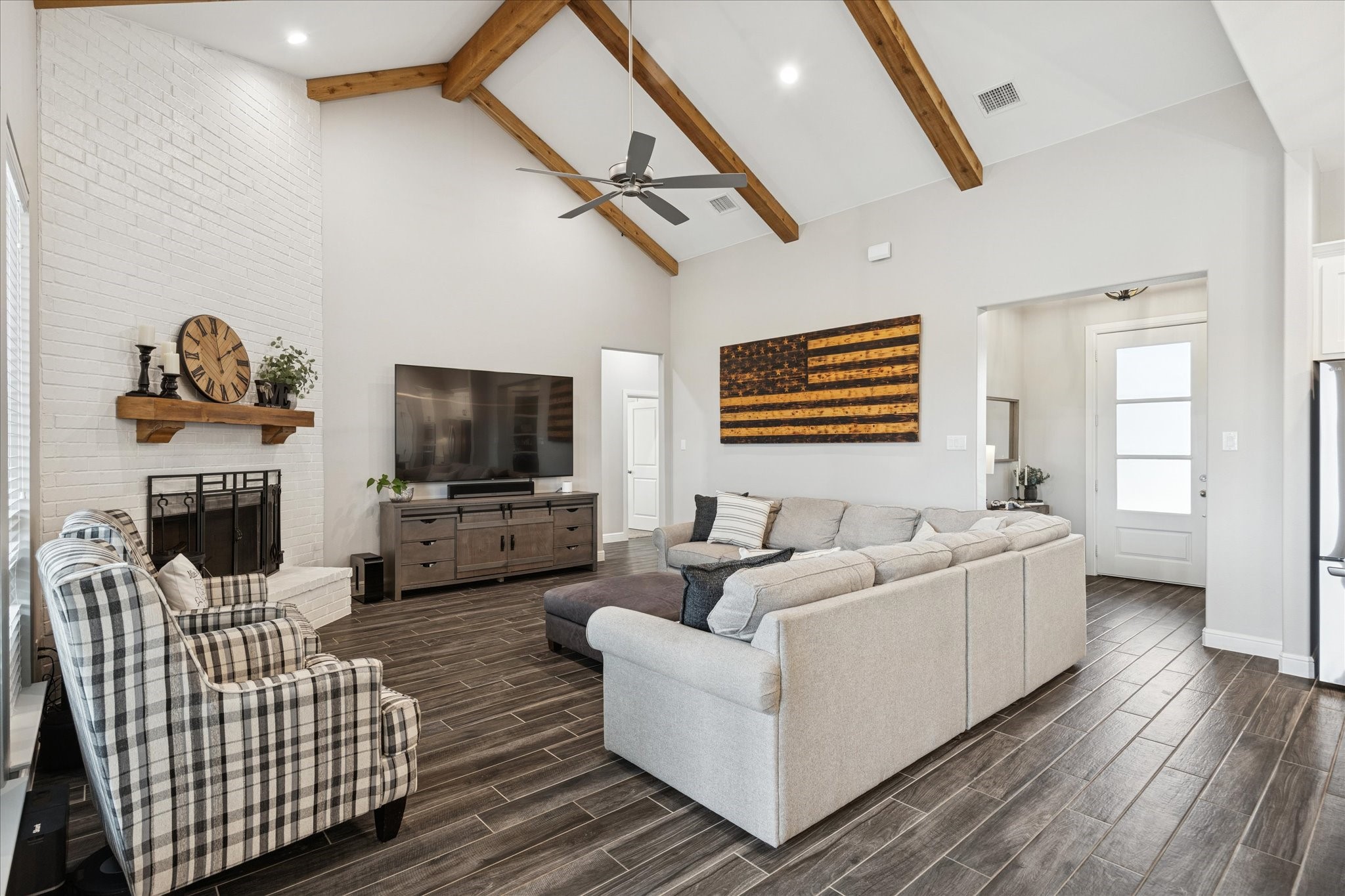 112 Friendship Way Boyd TX 76023