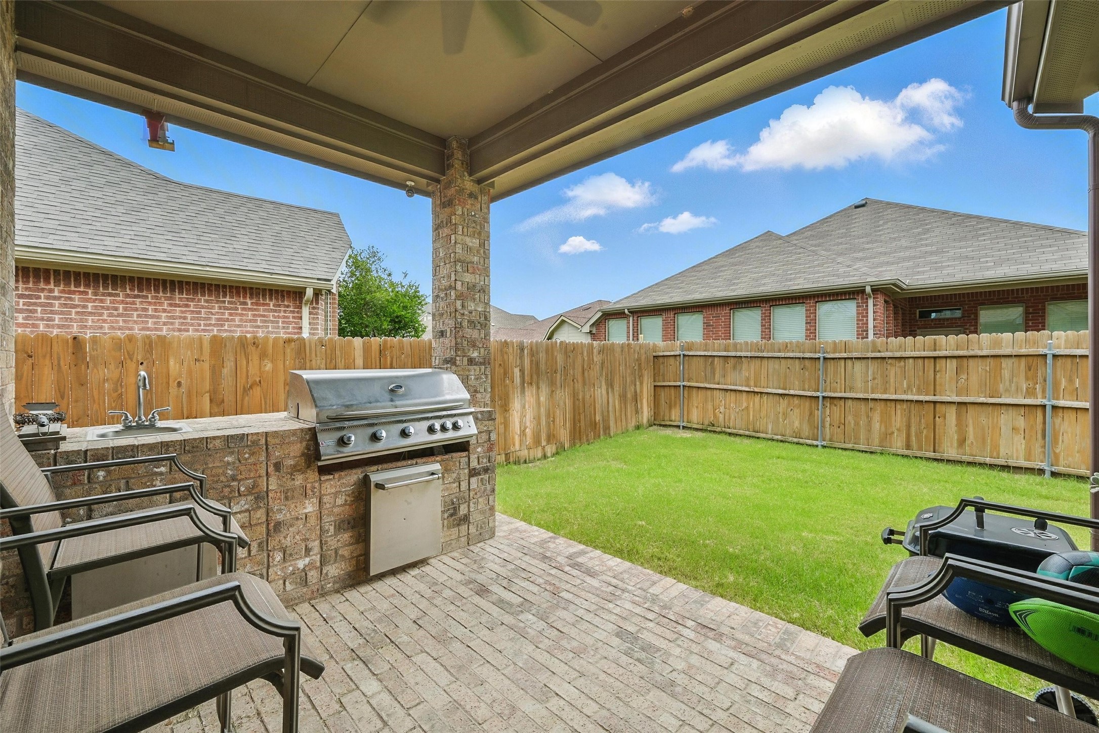 1616 Nightingale Drive Aubrey TX 76227