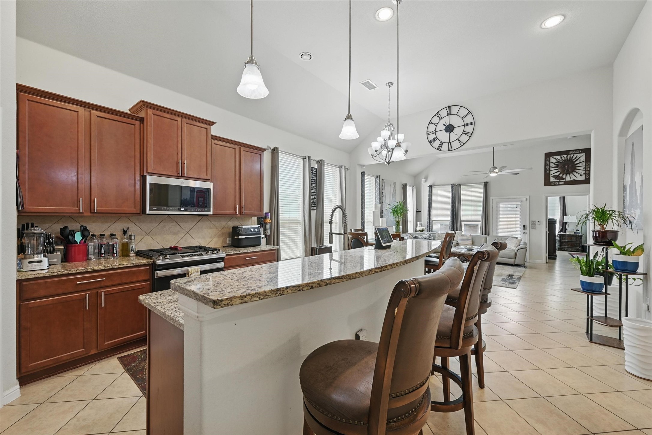 1616 Nightingale Drive Aubrey TX 76227
