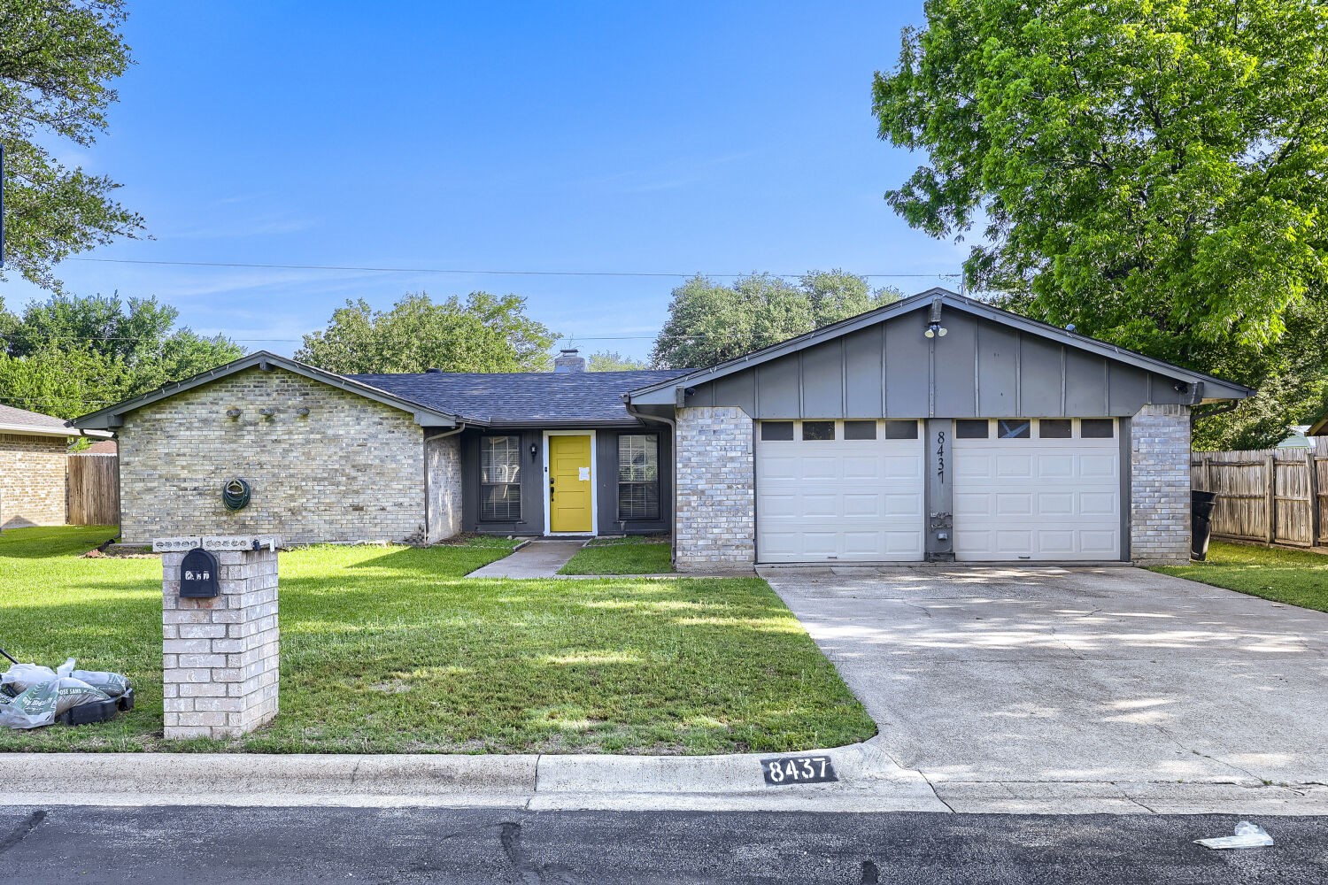 8437 Glenann Drive North Richland Hills TX 76182