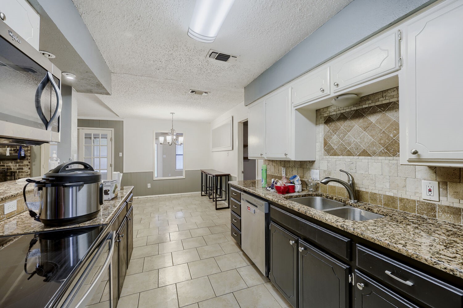 8437 Glenann Drive North Richland Hills TX 76182