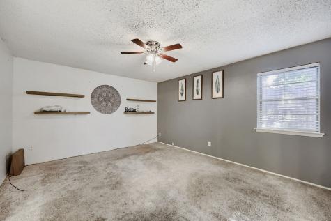 8437 Glenann Drive North Richland Hills TX 76182