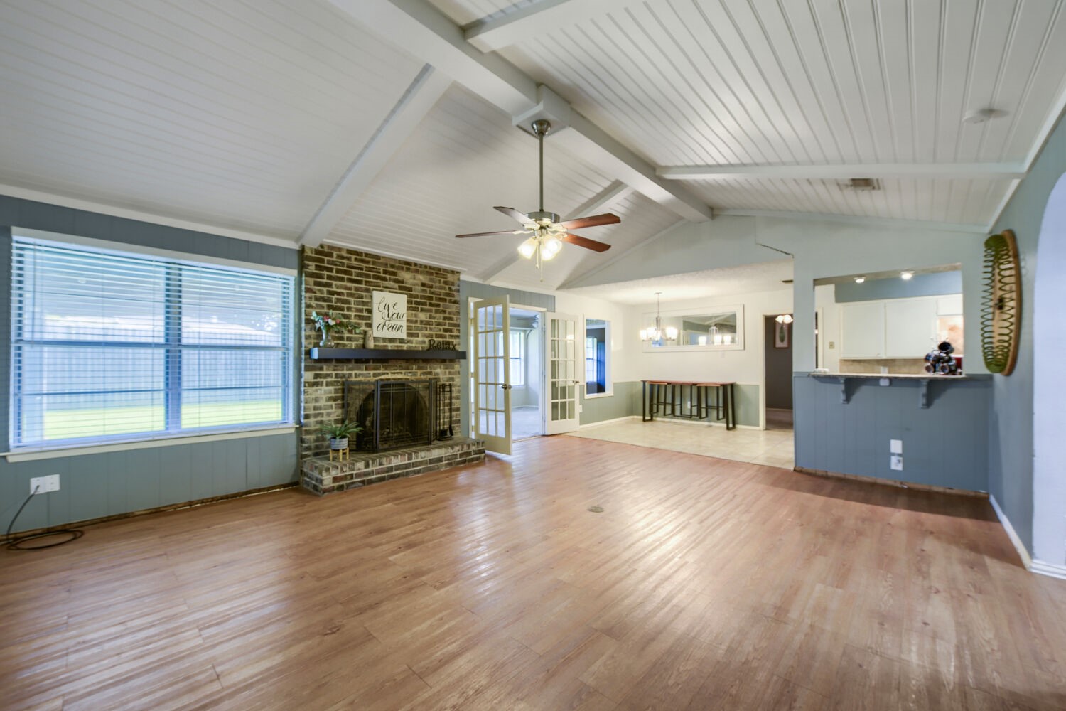 8437 Glenann Drive North Richland Hills TX 76182