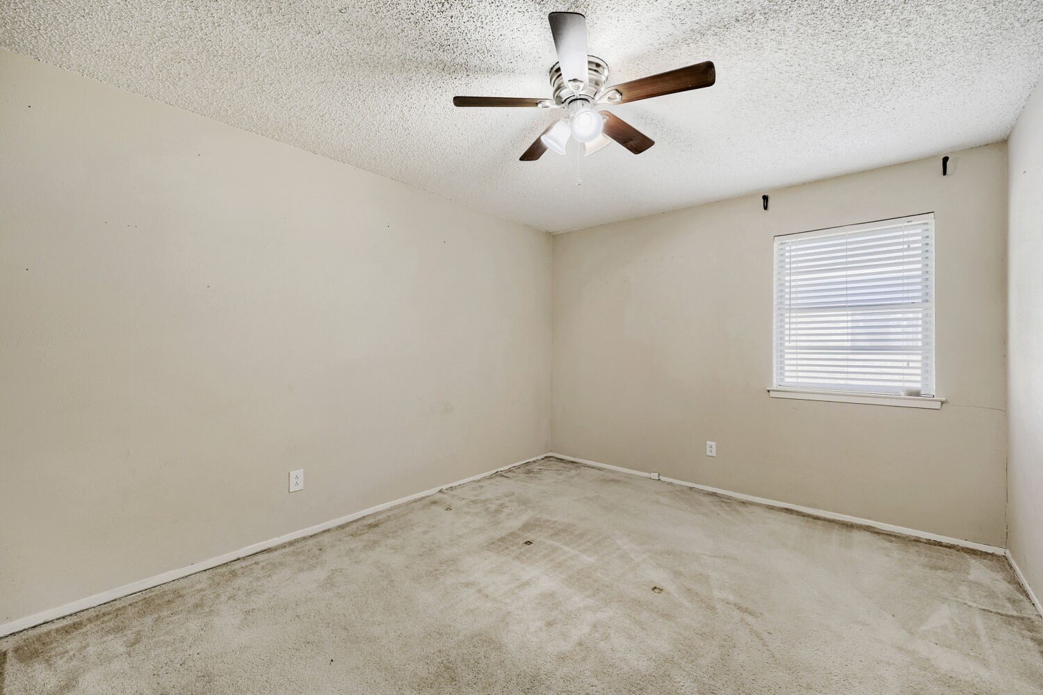 8437 Glenann Drive North Richland Hills TX 76182