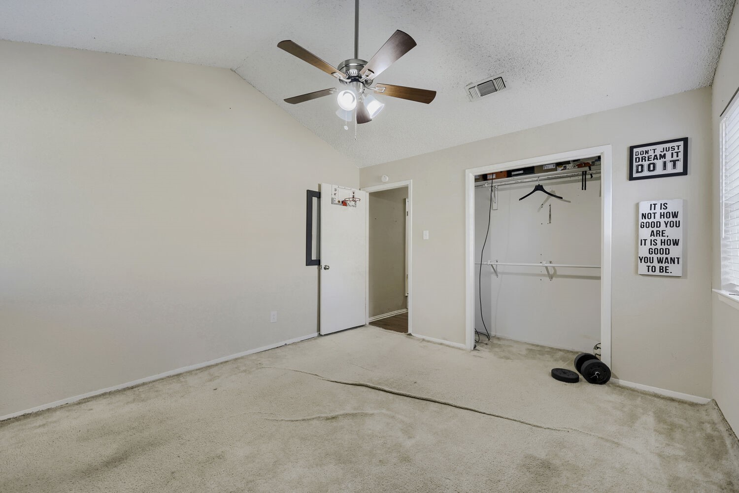 8437 Glenann Drive North Richland Hills TX 76182