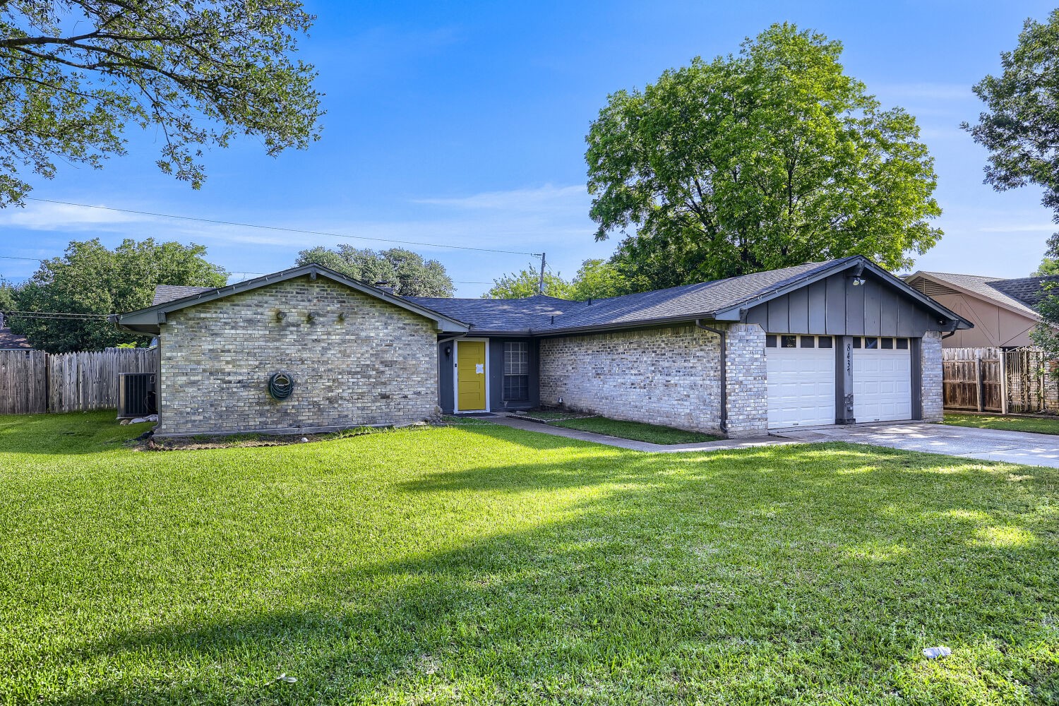 8437 Glenann Drive North Richland Hills TX 76182