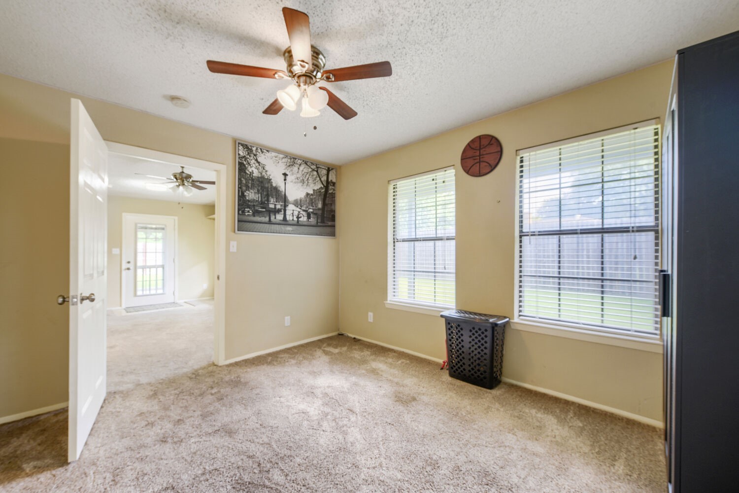 8437 Glenann Drive North Richland Hills TX 76182