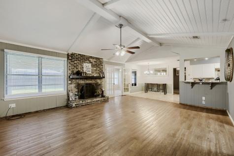8437 Glenann Drive North Richland Hills TX 76182