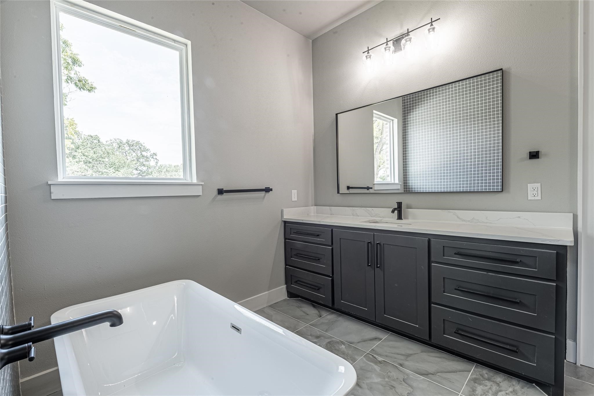 2009 Shady Creek Crossing Azle TX 76020