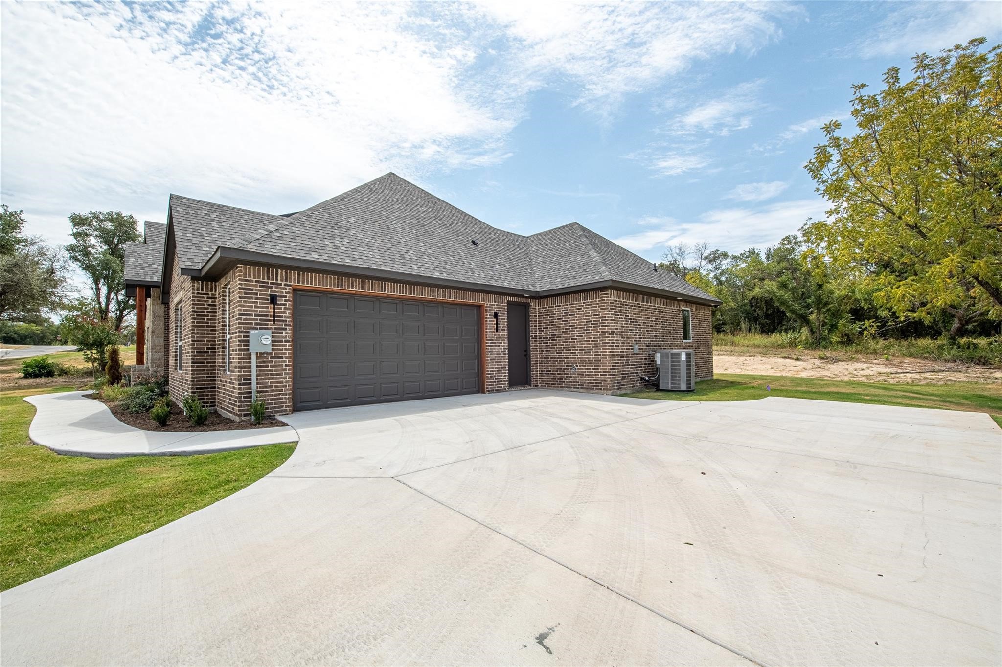 2009 Shady Creek Crossing Azle TX 76020