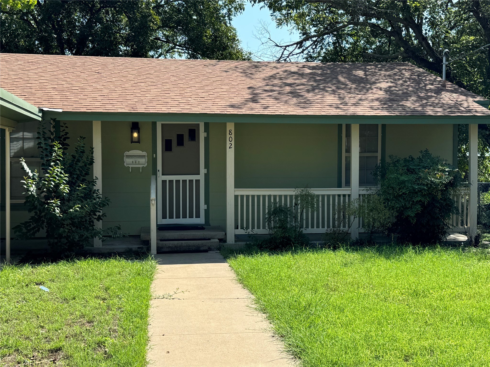 802 N Lane Street Comanche TX 76442