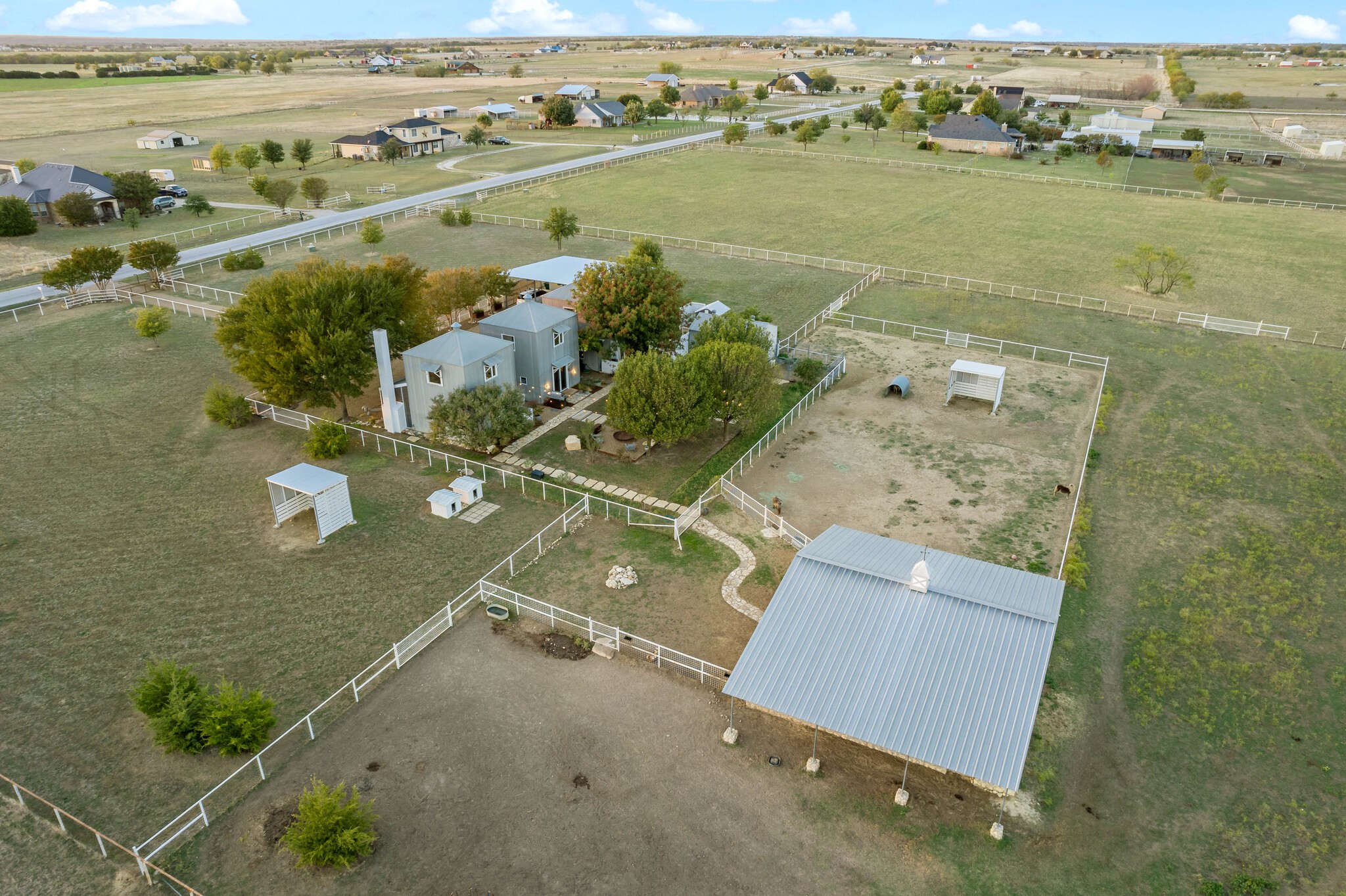2436 Big Sky Trail Ponder TX 76259